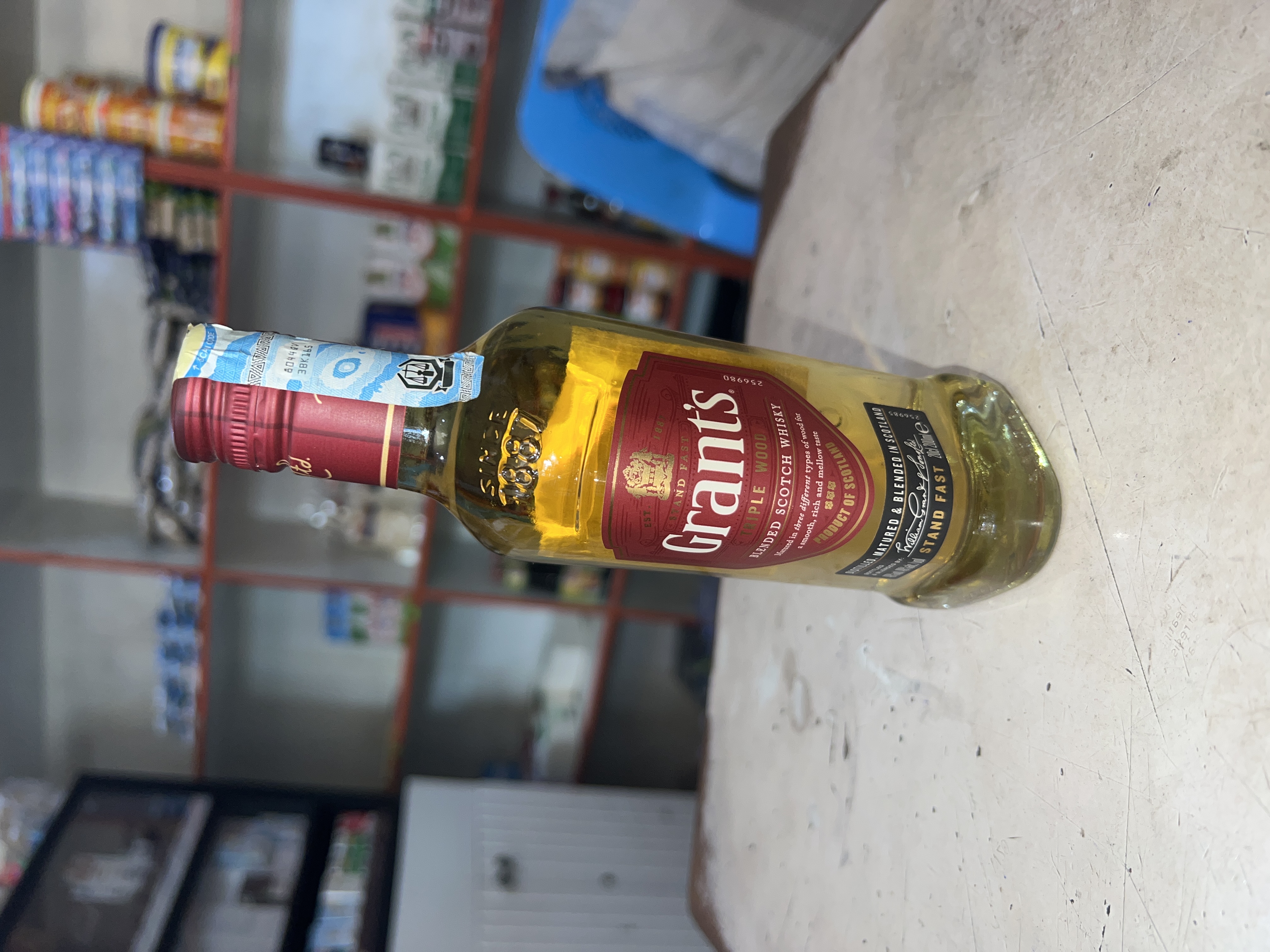 Grant’s triple wood whisky 200 ml